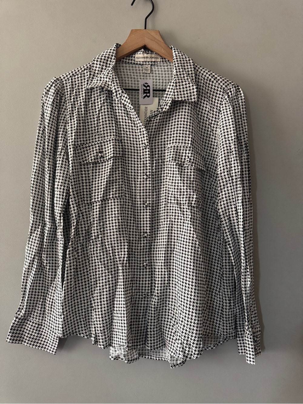 NWT | Alexander Jordan | herringbone button down blouse | M